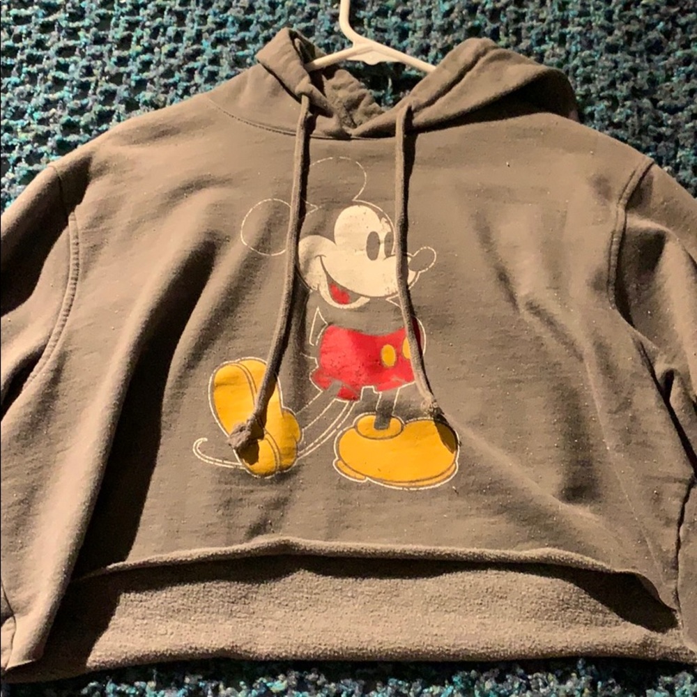 mickey gray crop top!